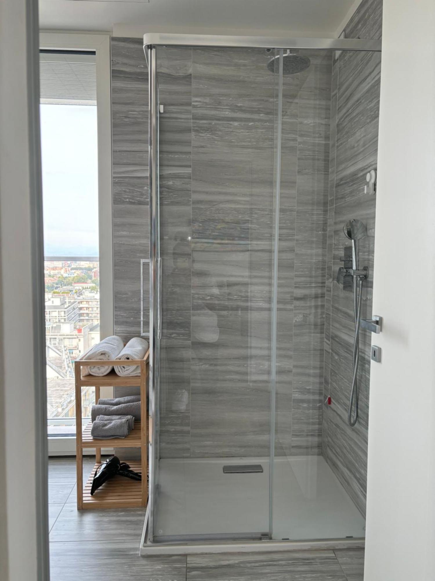 Torre Milano Skyview Suite Gym Pool & Rooftop Exterior foto